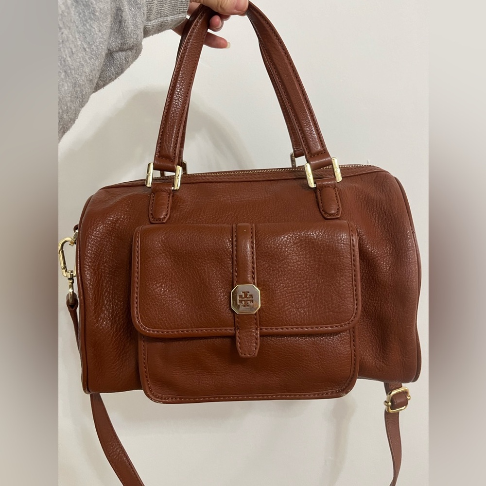 Tory Burch leather handbag with hander and shoulder straps